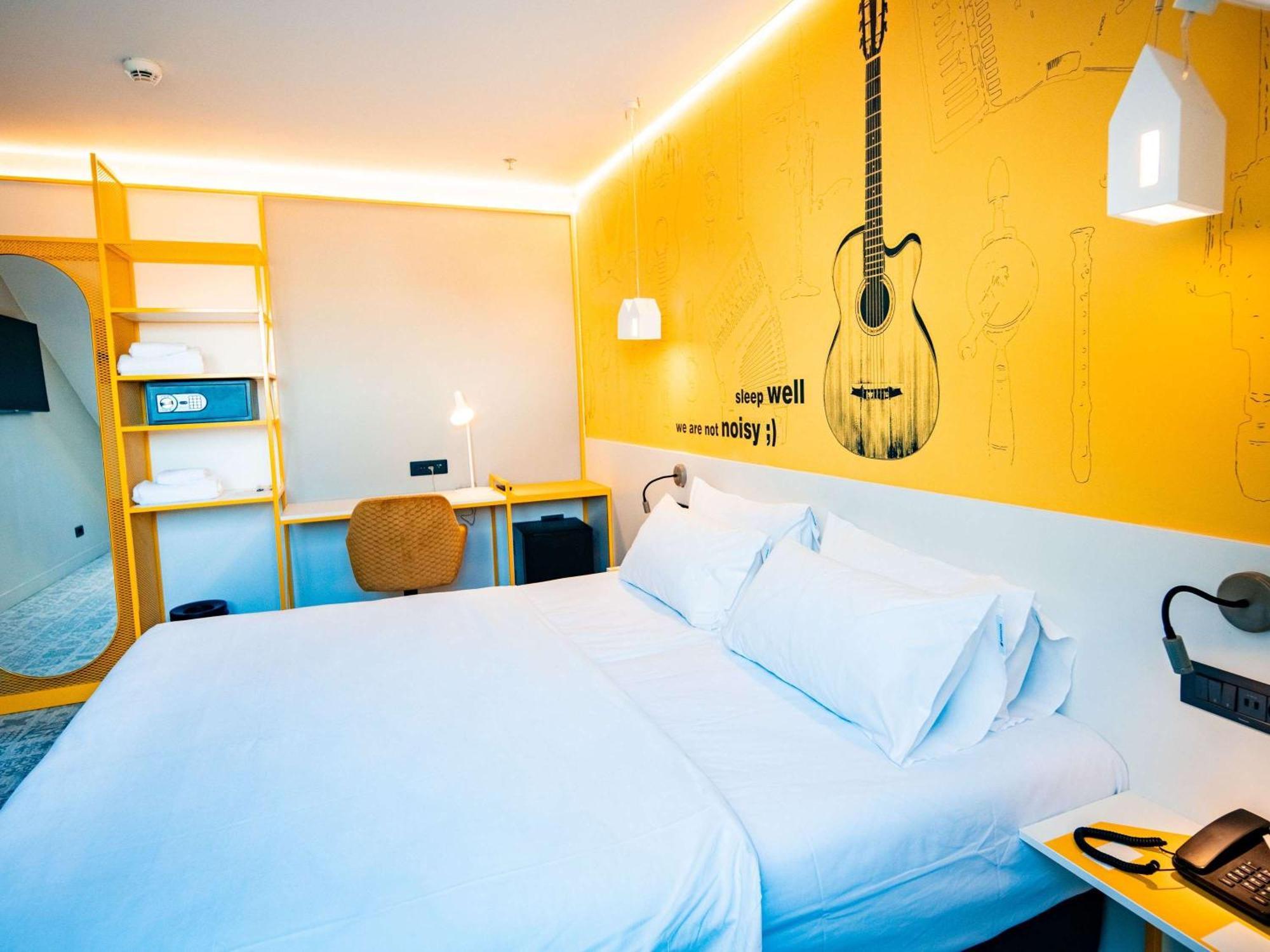 Ibis Styles Sibiu Arsenal Hotel Bagian luar foto