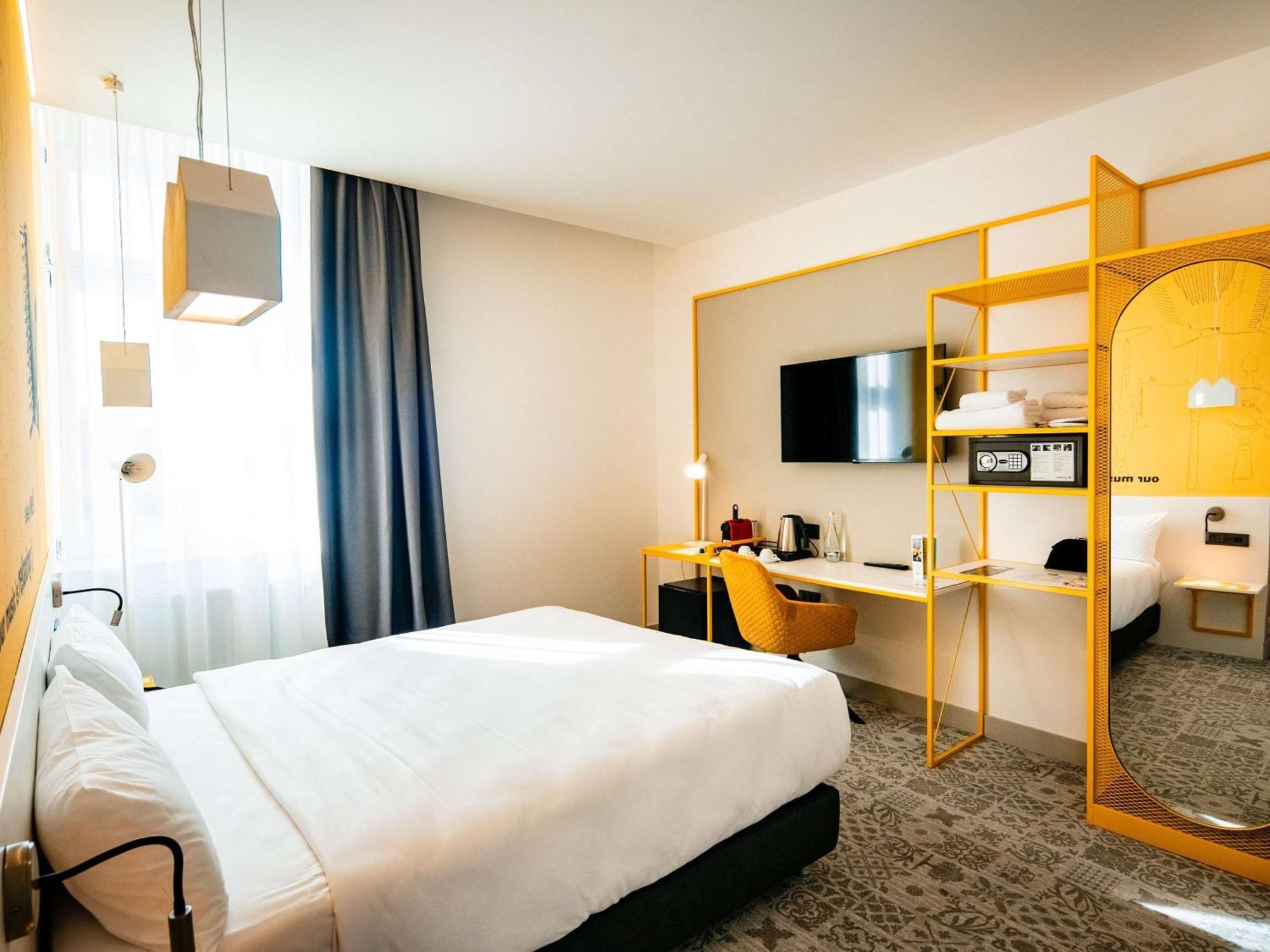 Ibis Styles Sibiu Arsenal Hotel Bagian luar foto