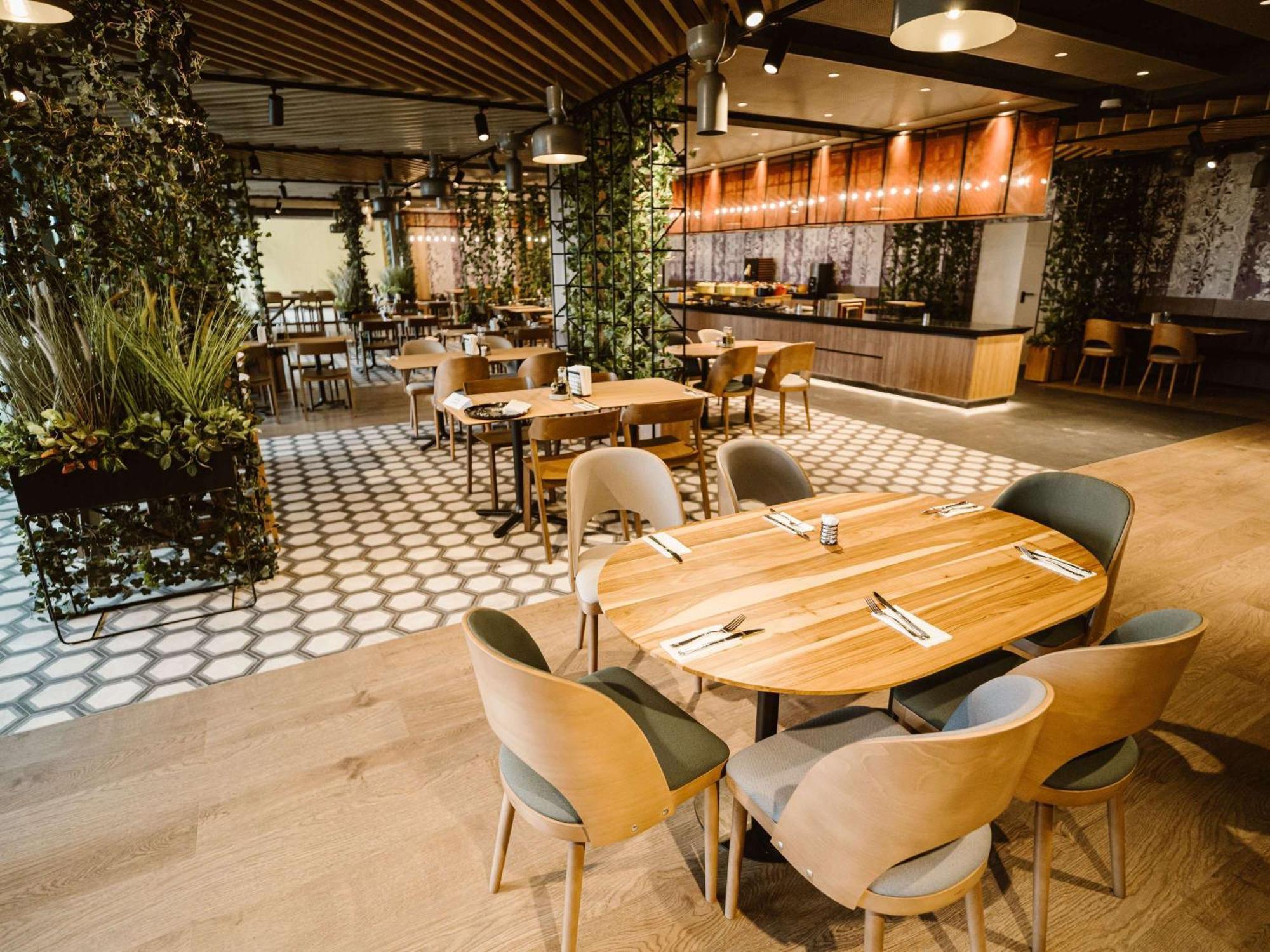 Ibis Styles Sibiu Arsenal Hotel Bagian luar foto
