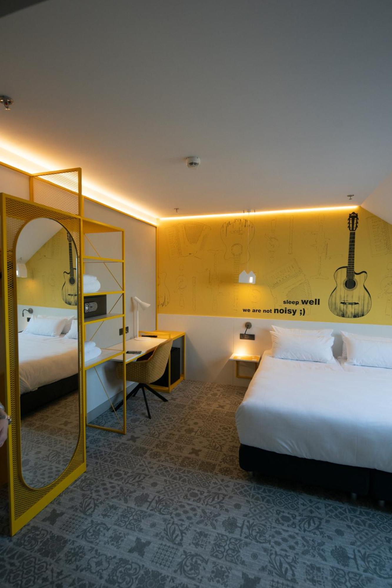 Ibis Styles Sibiu Arsenal Hotel Bagian luar foto