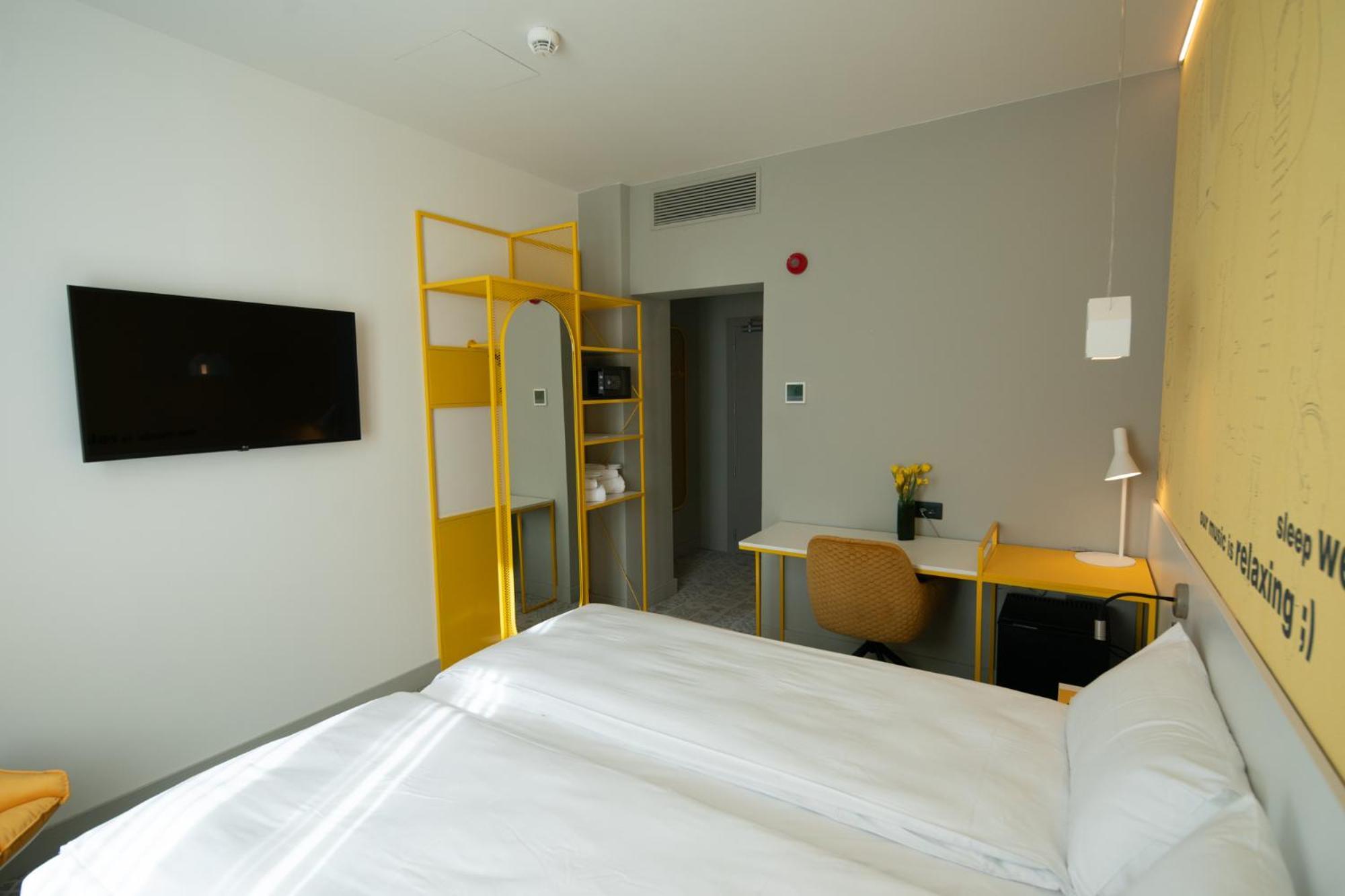 Ibis Styles Sibiu Arsenal Hotel Bagian luar foto