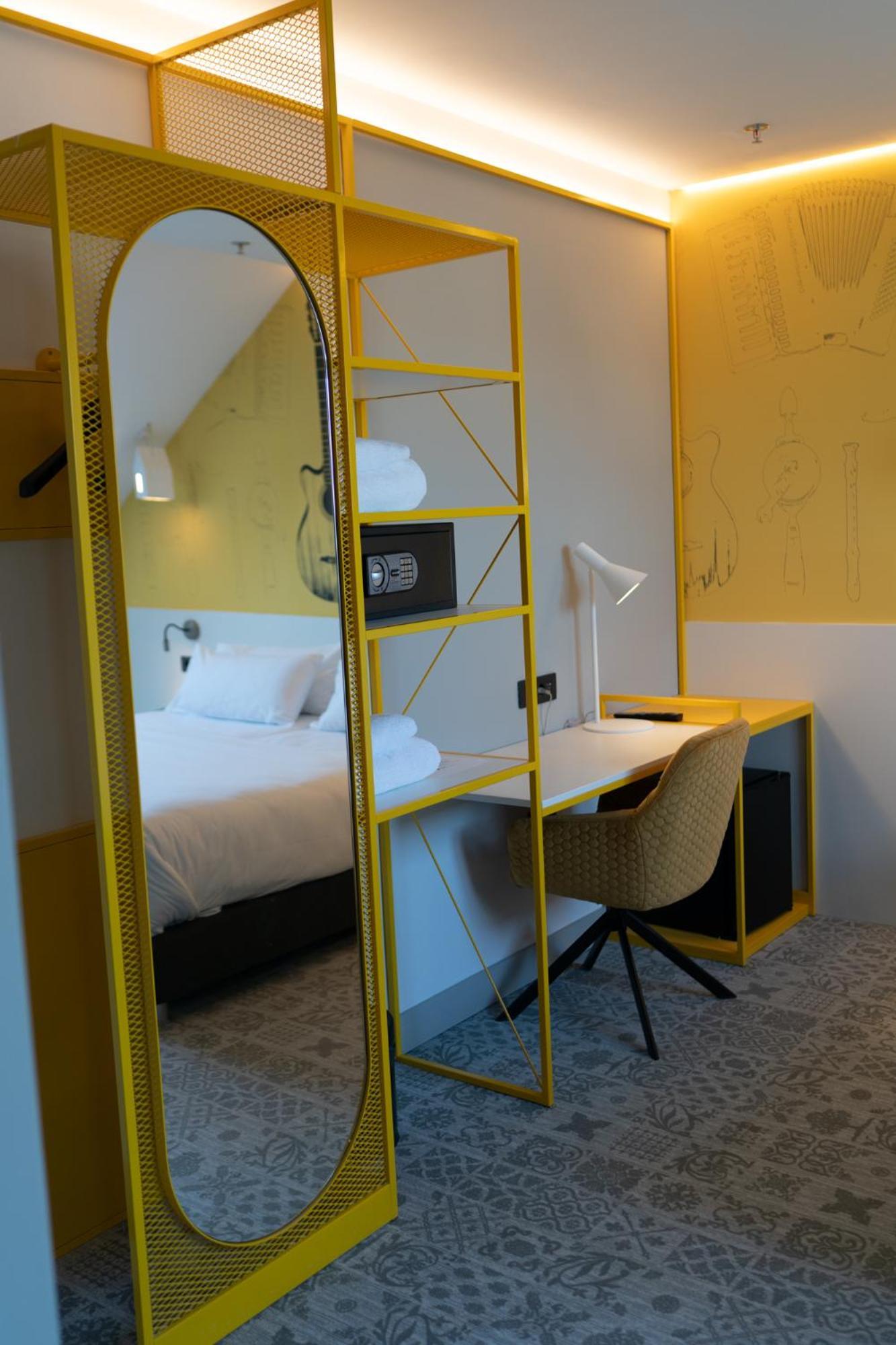 Ibis Styles Sibiu Arsenal Hotel Bagian luar foto